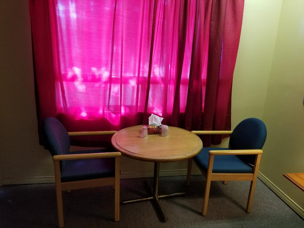 Motel Montreal Notre-Dame-de-l'Ile-Perrot Eksteriør billede