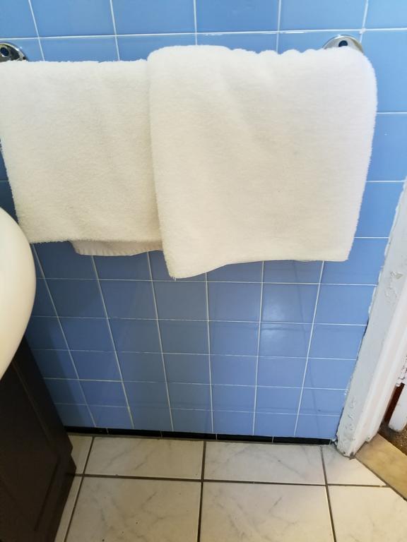 Motel Montreal Notre-Dame-de-l'Ile-Perrot Eksteriør billede